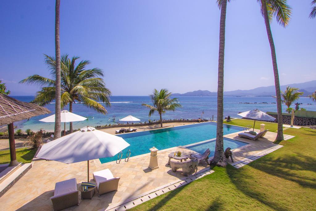 Oceanfront Citakara Sari Villas Candidasa Extérieur photo